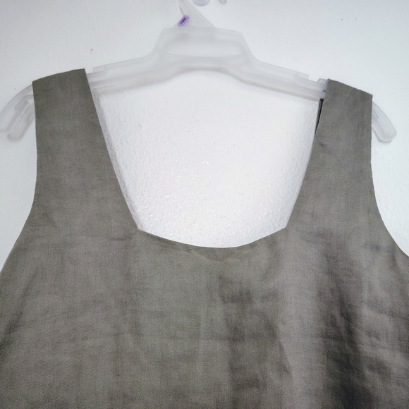 The Reset 100% Linen Olive Green Boxy Tank Top Size S Rare Photo Sample - Picture 8 of 11